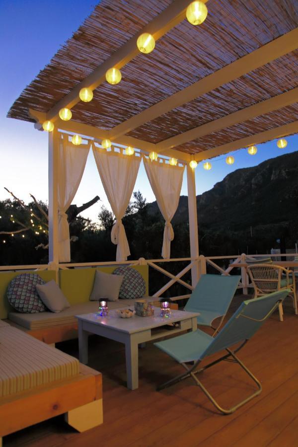Blue Sky Cottage, Kanouli Chalikounas